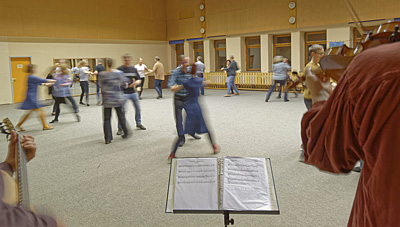 Tanzvolklivemusiktanz-Bild